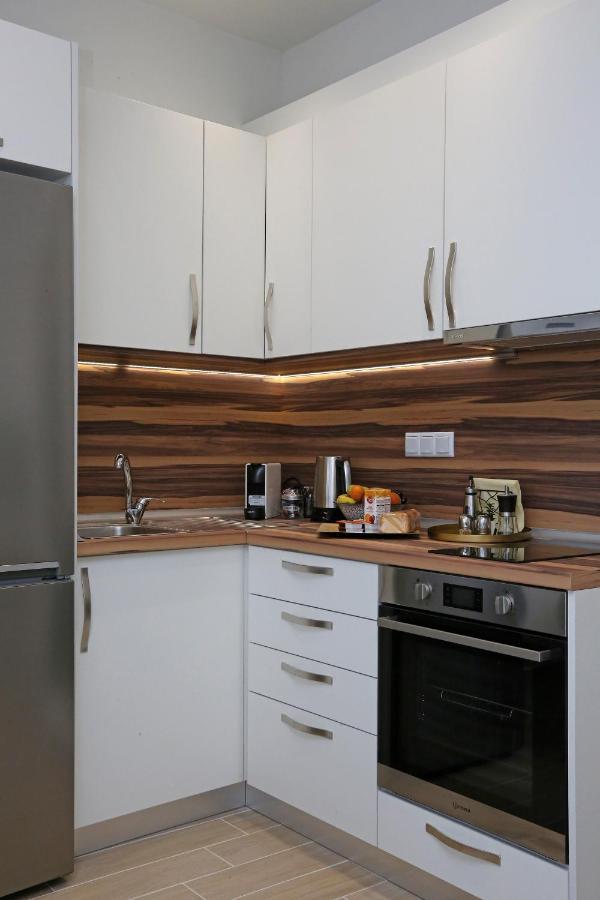 Under The Aqueduct Boutique House Apartment Кавала Екстериор снимка